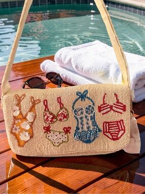 Hand-Beaded Cream Beach Bikini Motif Shoulder Bag